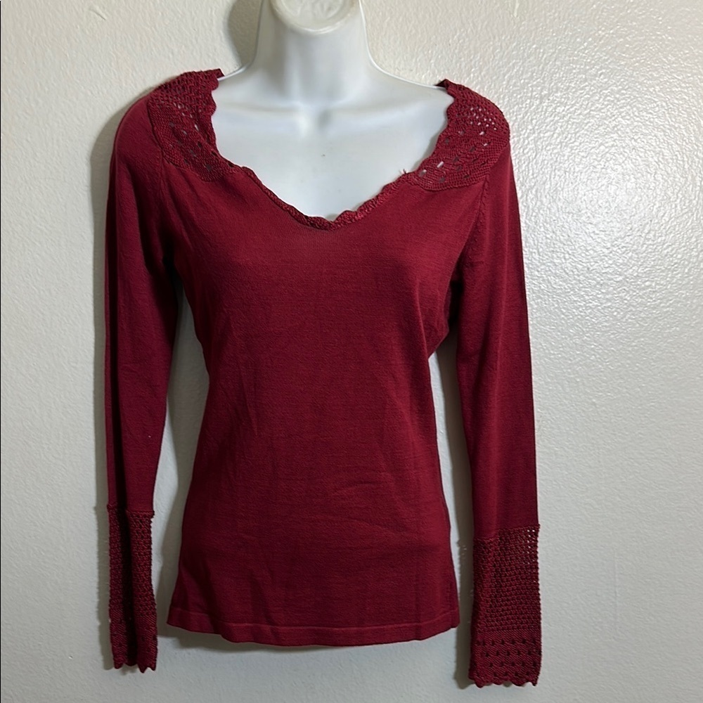 VENUS Fitted Long Sleeve Blouse